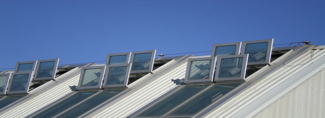 Motorlu otomatik pencere